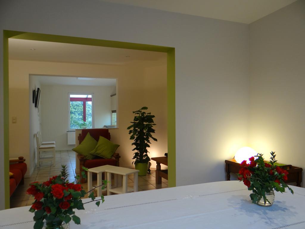 Rectoversovv Sint-Pieters-Leeuw Extérieur photo