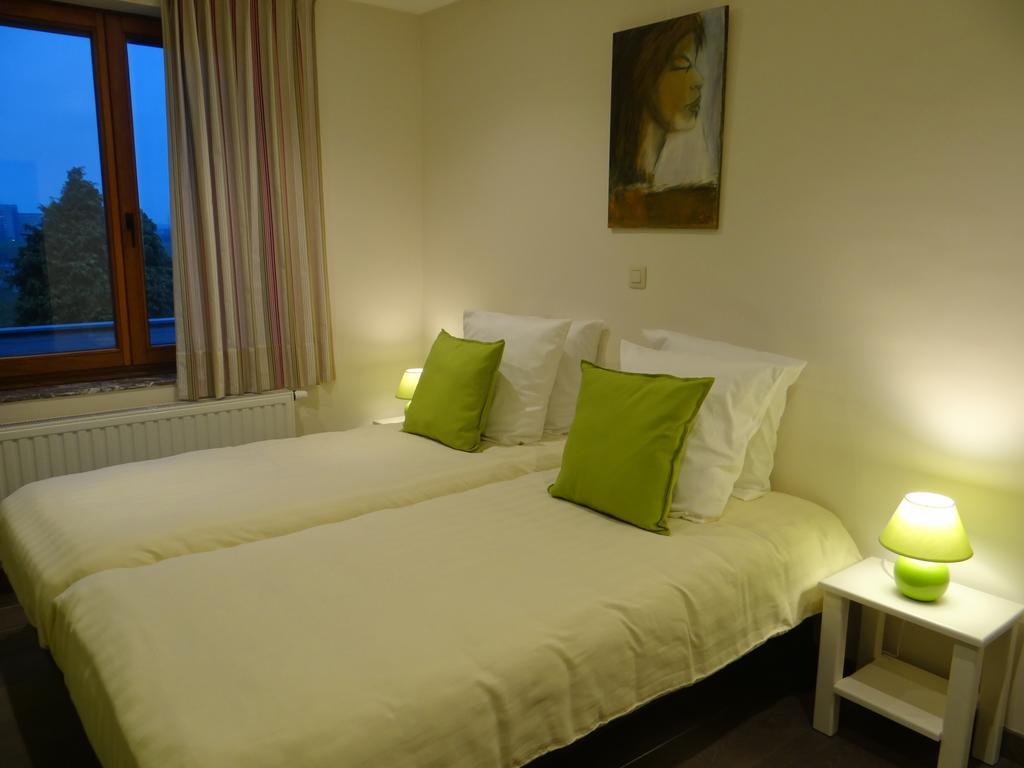 Rectoversovv Sint-Pieters-Leeuw Extérieur photo